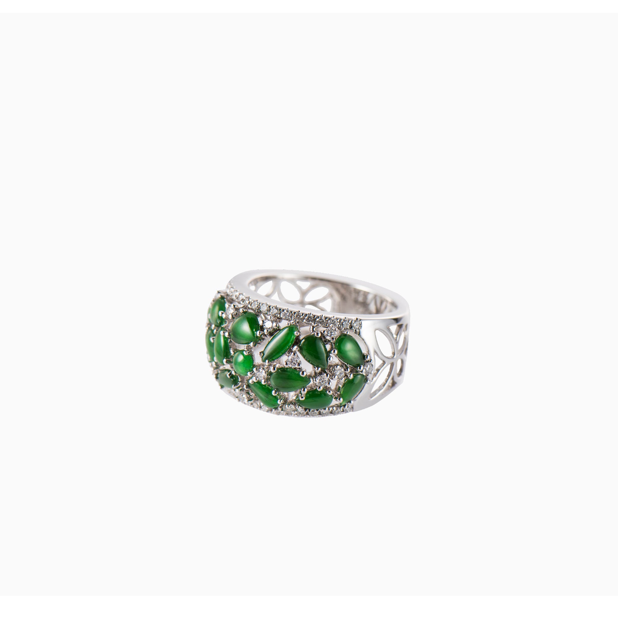 A stylish green jade ring called "Starry Night" with many diamonds